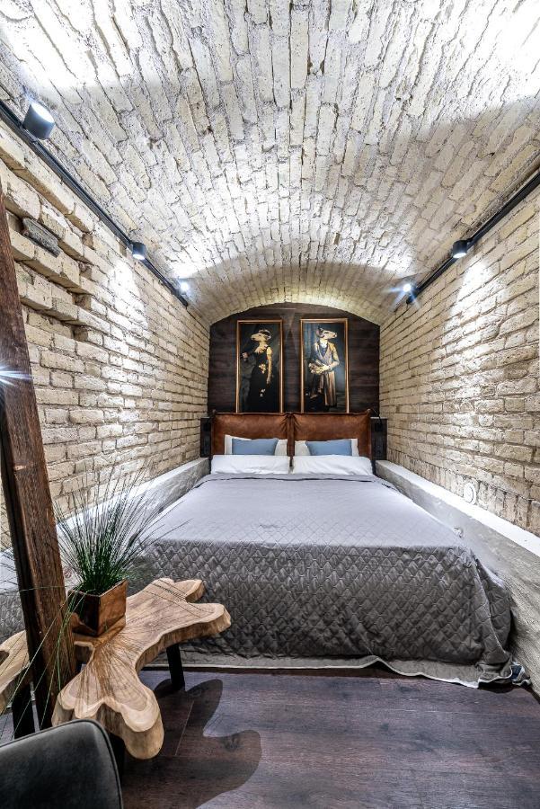 Unesco Hidden Arches - Restored 3 Bedroom Apartment In The Historic Pilies St. VNO Extérieur photo