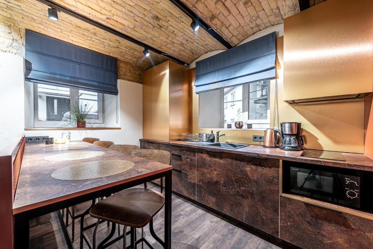 Unesco Hidden Arches - Restored 3 Bedroom Apartment In The Historic Pilies St. VNO Extérieur photo