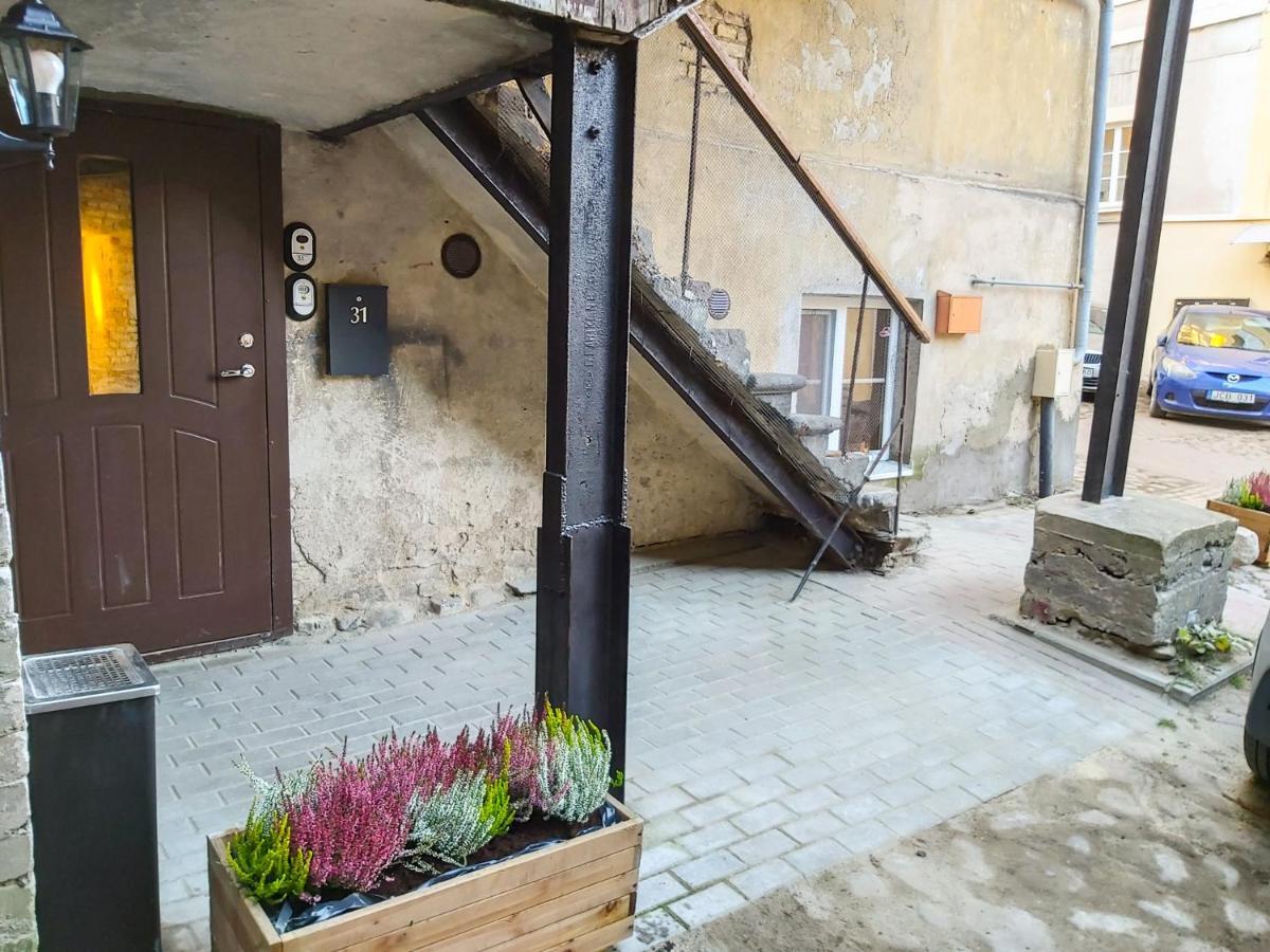 Unesco Hidden Arches - Restored 3 Bedroom Apartment In The Historic Pilies St. VNO Extérieur photo